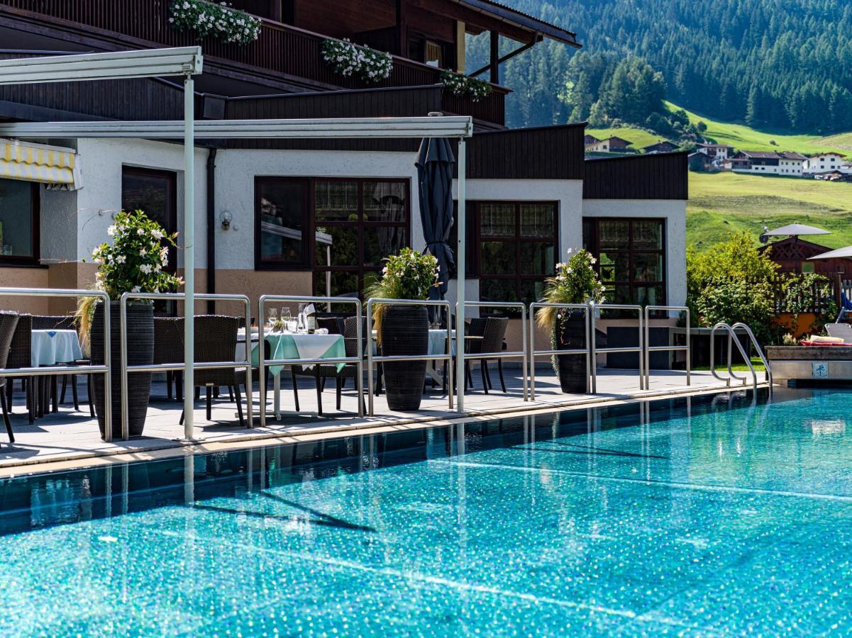 Happy Stubai Hotel Neustift im Stubaital Luaran gambar