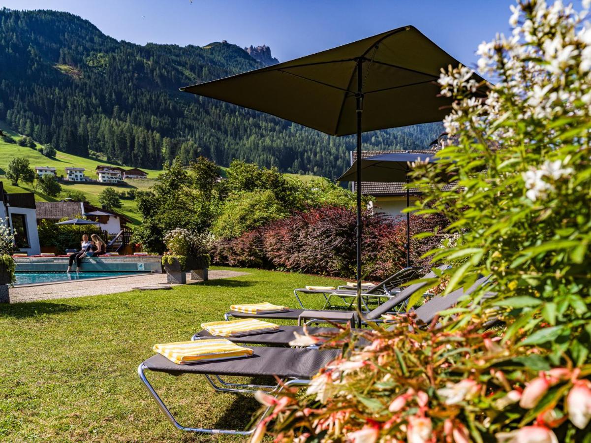 Happy Stubai Hotel Neustift im Stubaital Luaran gambar