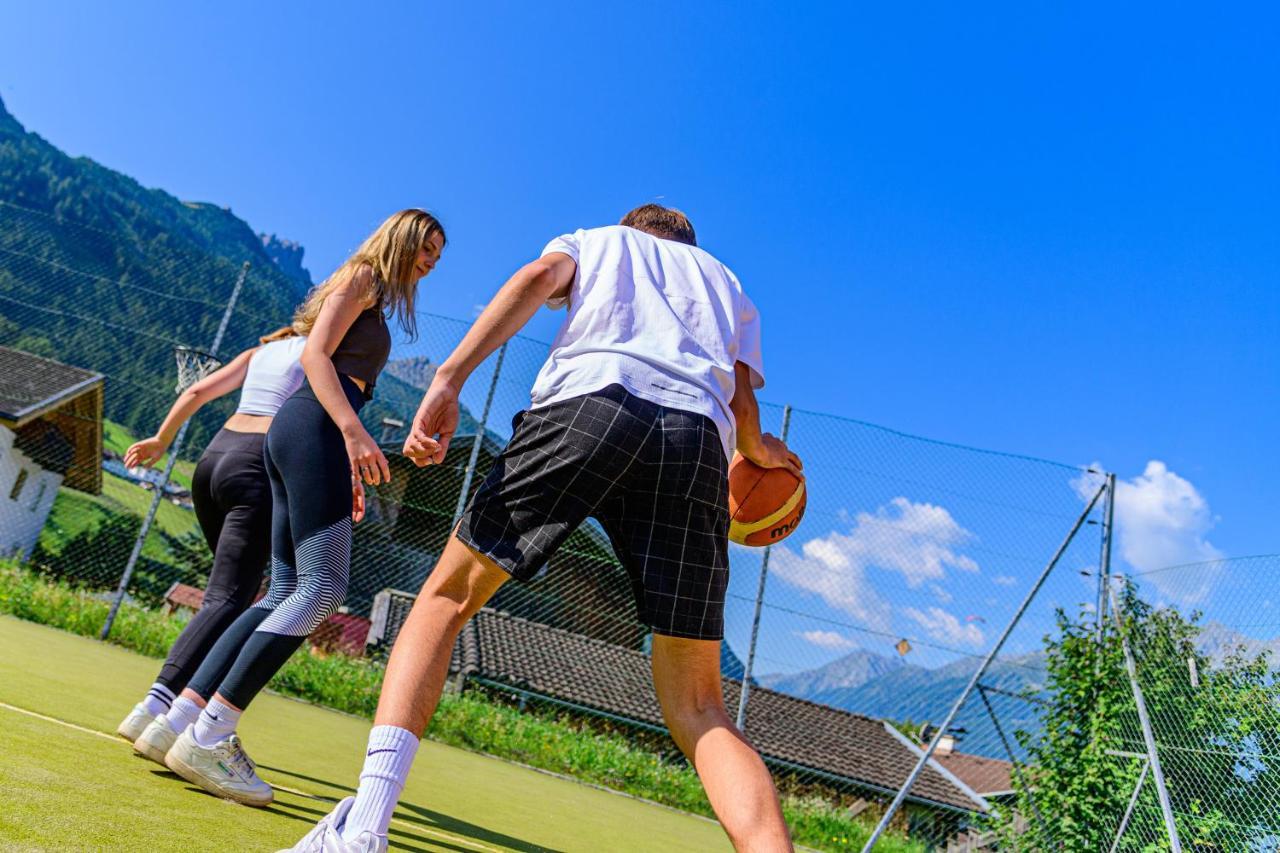 Happy Stubai Hotel Neustift im Stubaital Luaran gambar