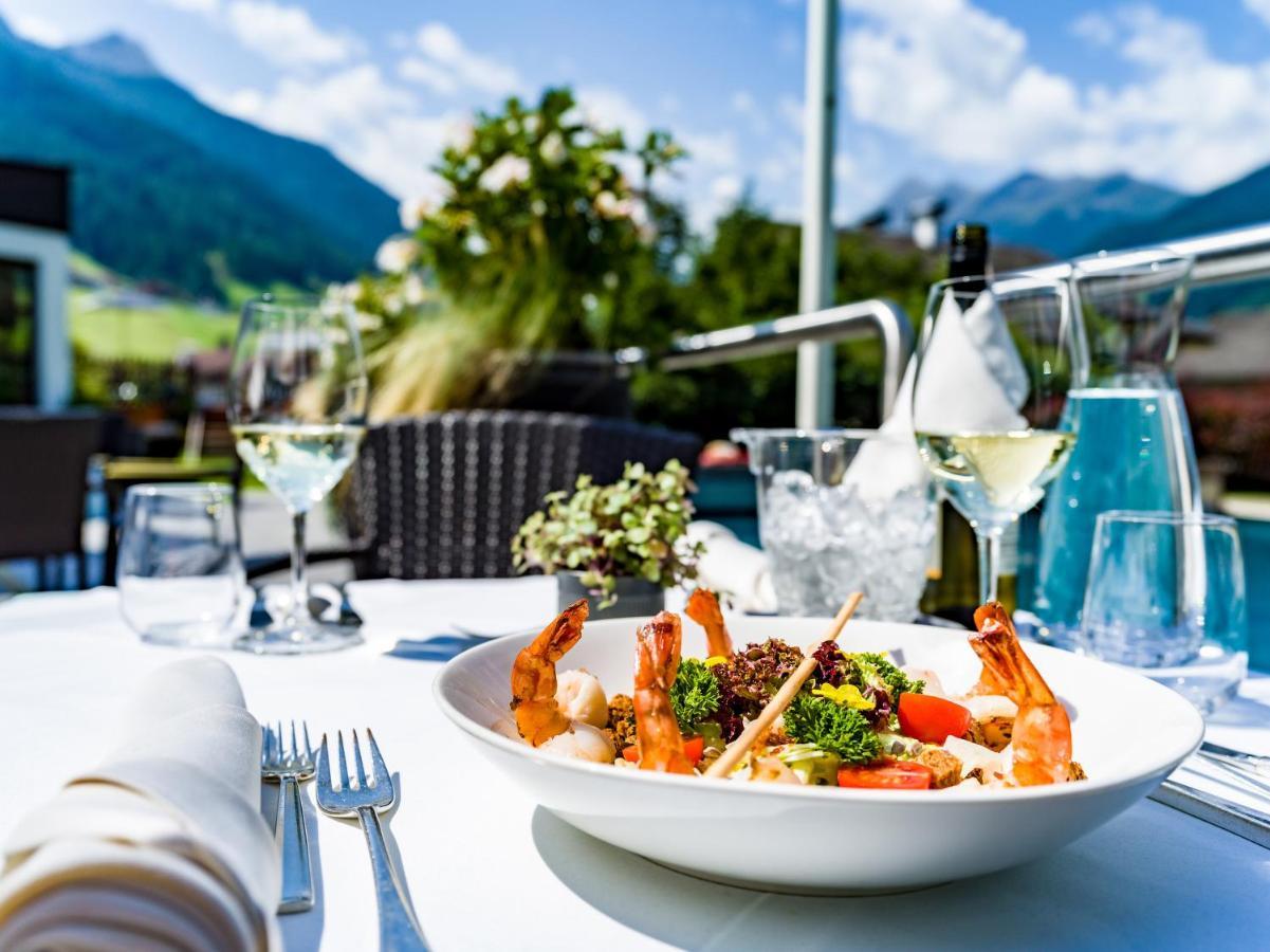 Happy Stubai Hotel Neustift im Stubaital Luaran gambar