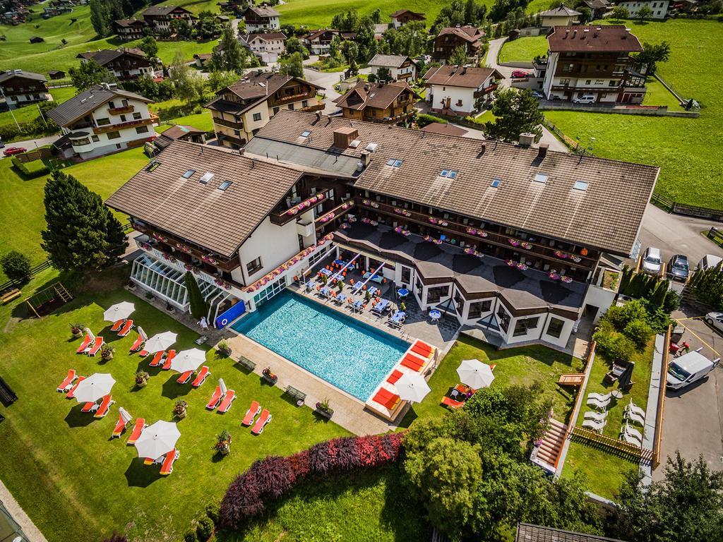 Happy Stubai Hotel Neustift im Stubaital Luaran gambar