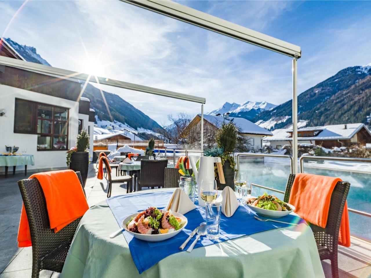 Happy Stubai Hotel Neustift im Stubaital Luaran gambar